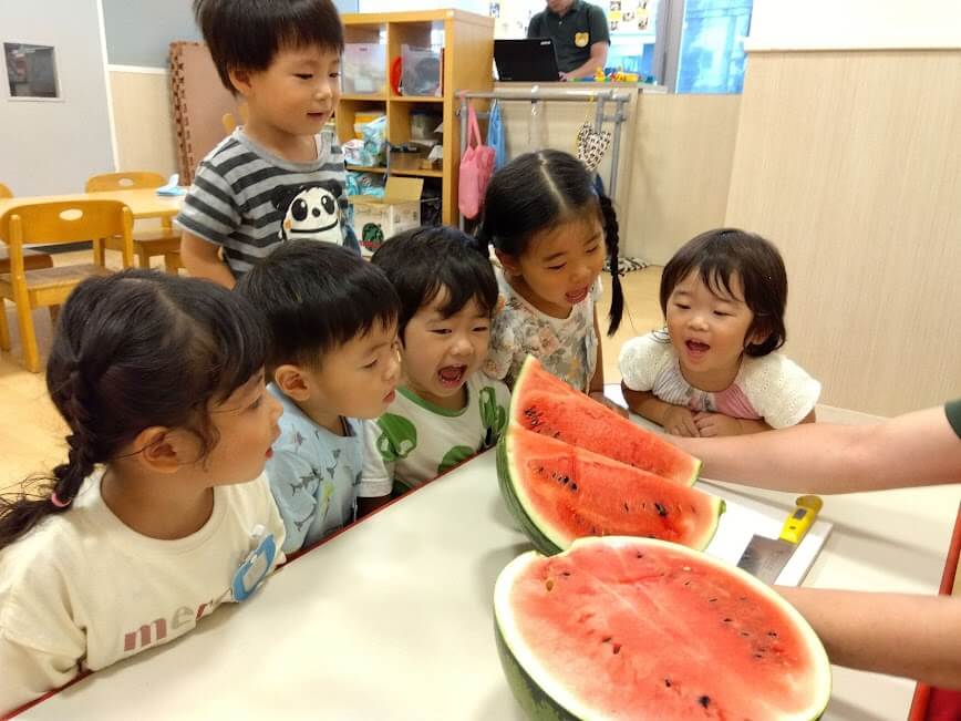 割った瞬間驚きと喜びが