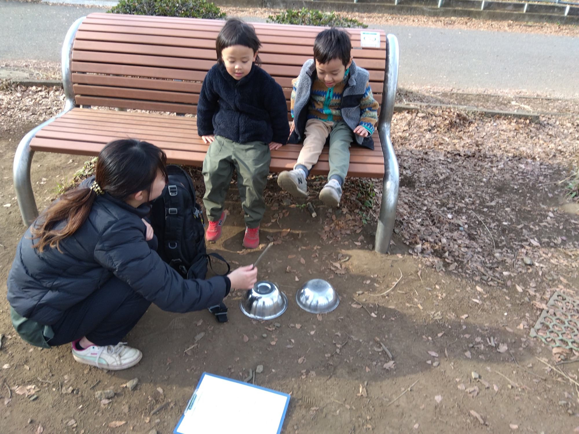 楽器を楽しむ子どもたち