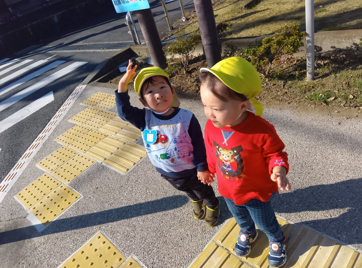 信号待ちをする
