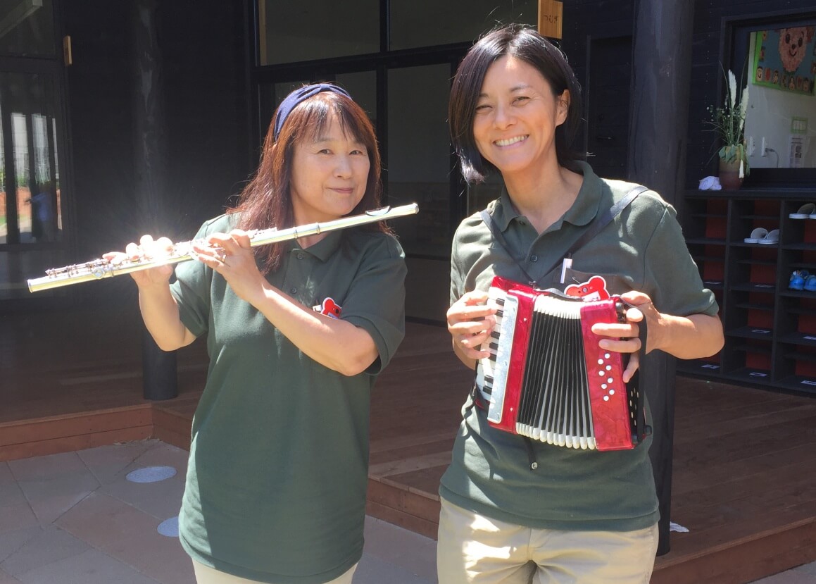 音楽好きな齋藤園長と真島施設長