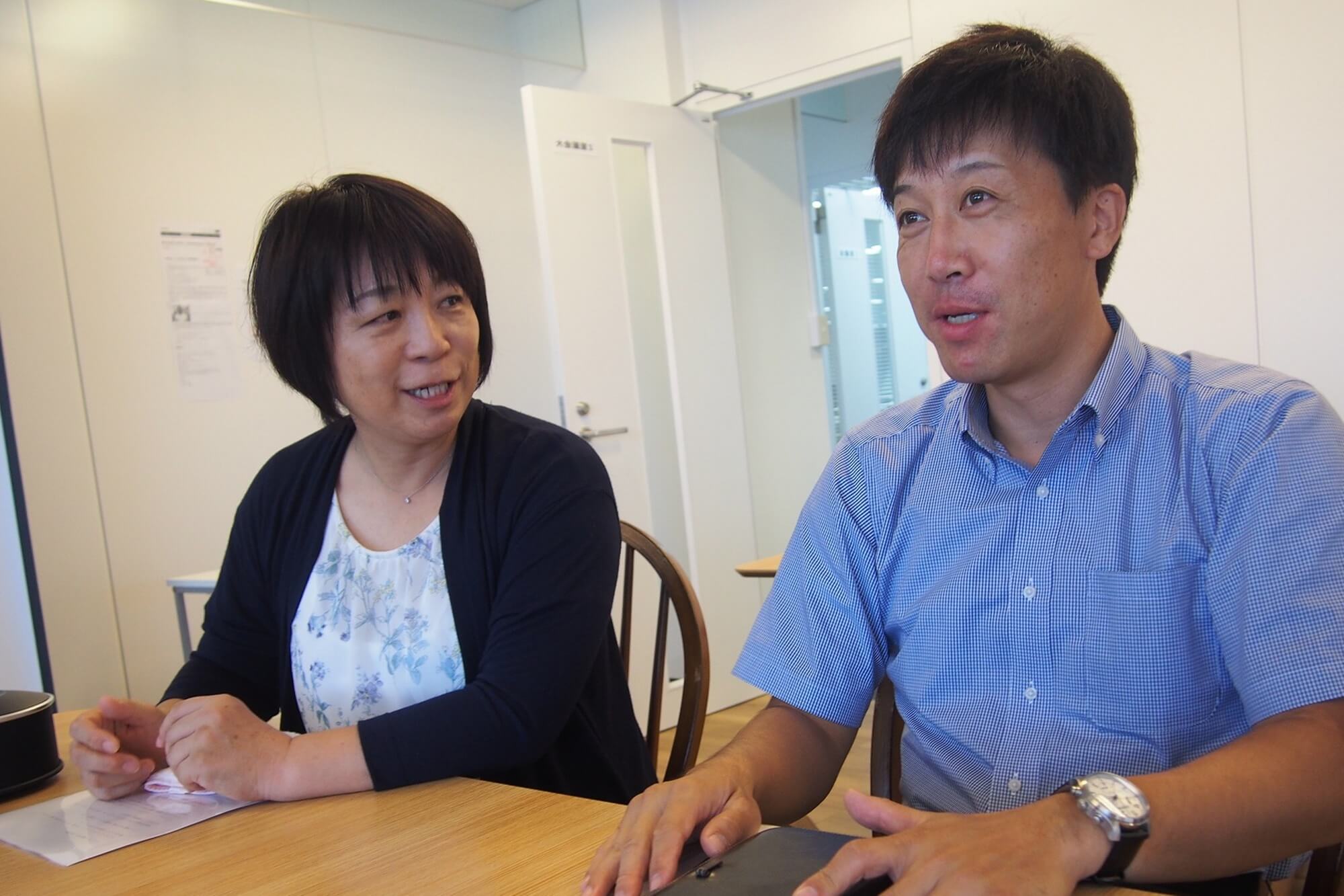 オンライン会議はいい取り組みですと語る北原園長（左）と遠藤園長（右）