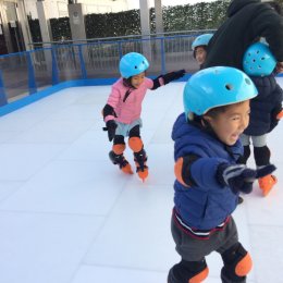 ラスカ茅ヶ崎でアイススケート体験
