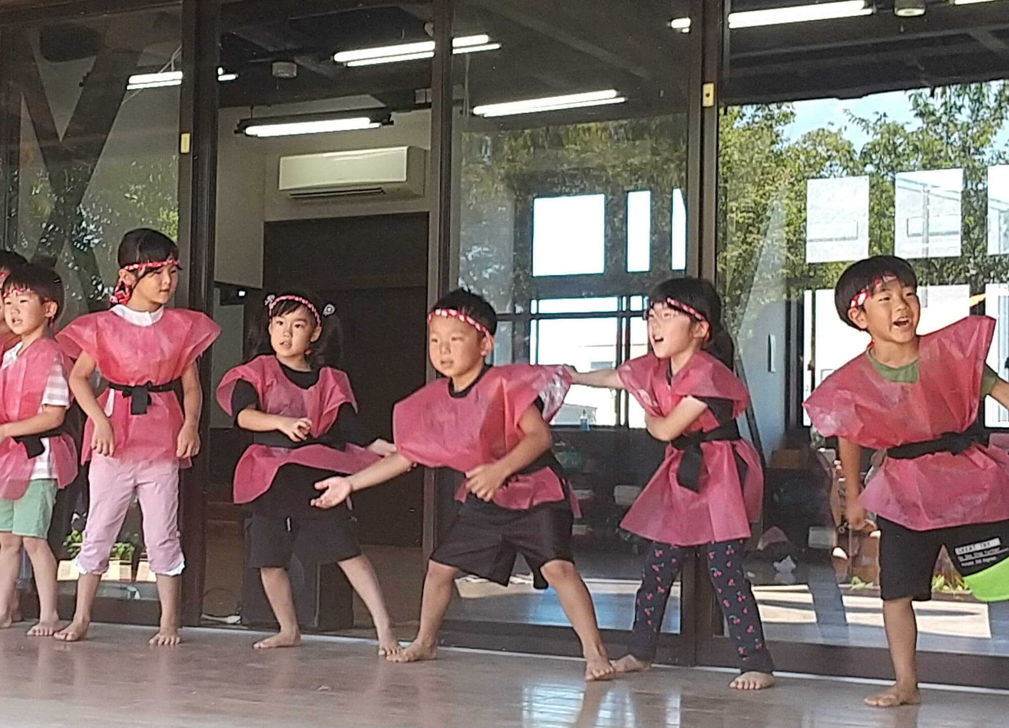 越谷どろんこ保育園の子どもたちによるソーラン節