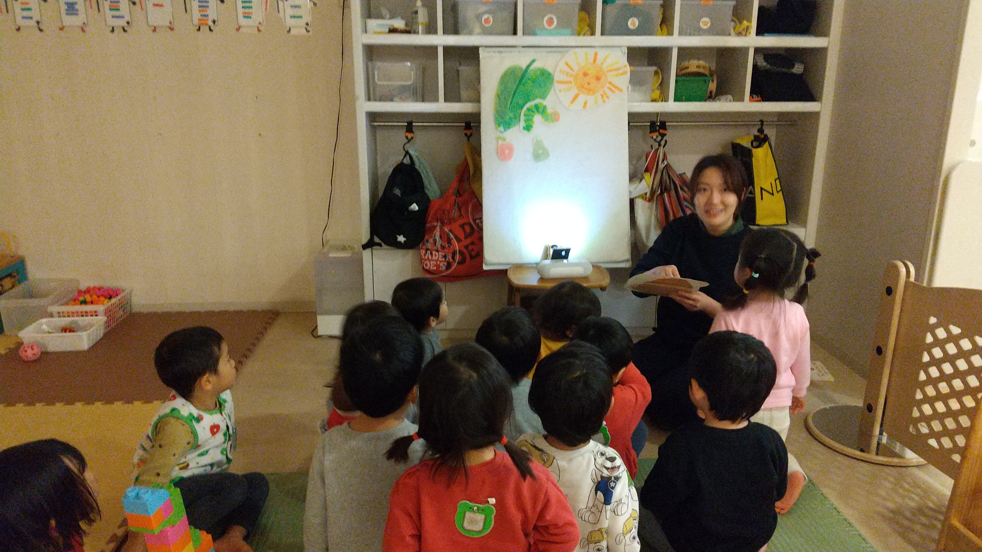 音楽鑑賞の様子