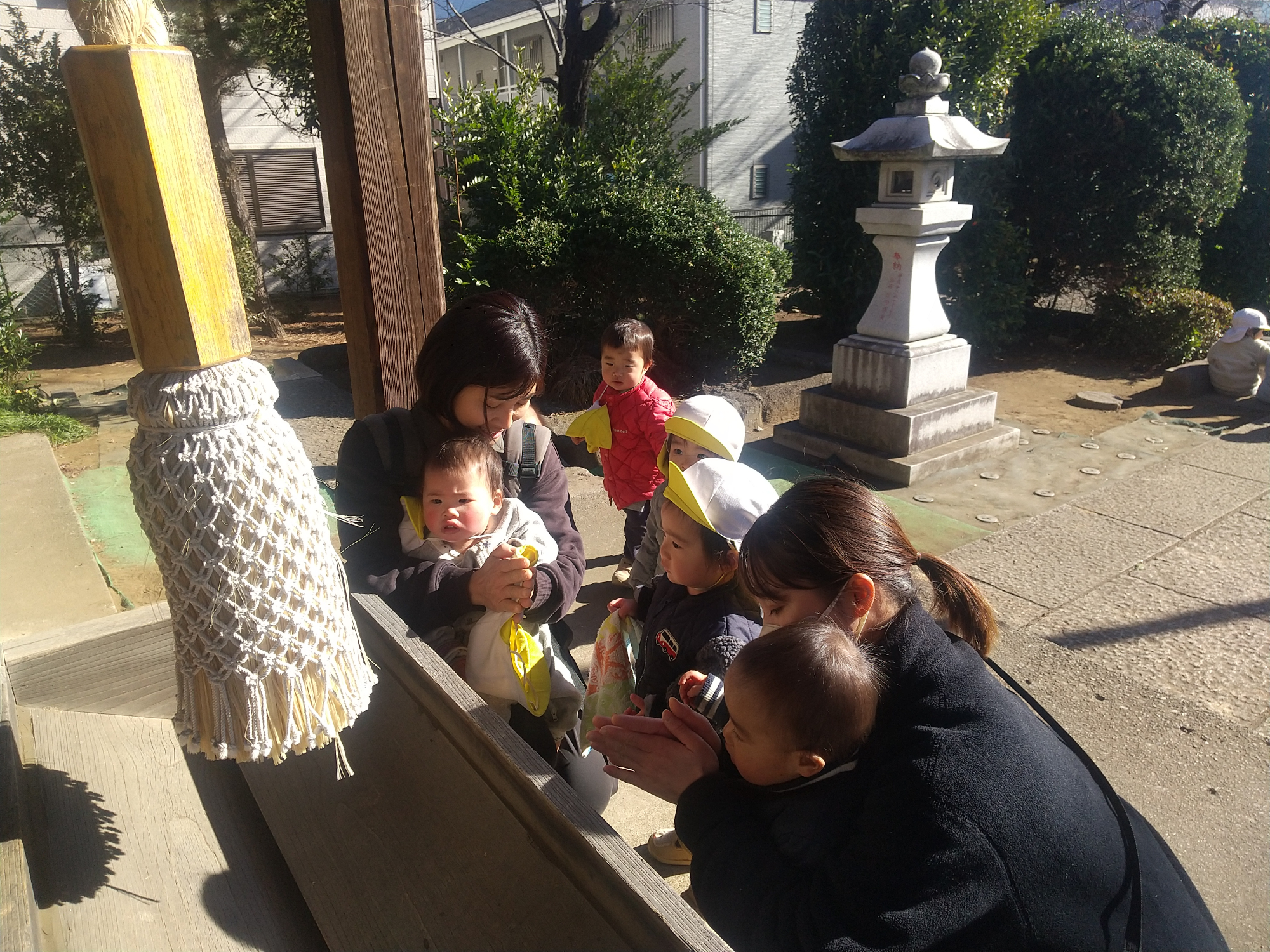 0、1歳児のお参り