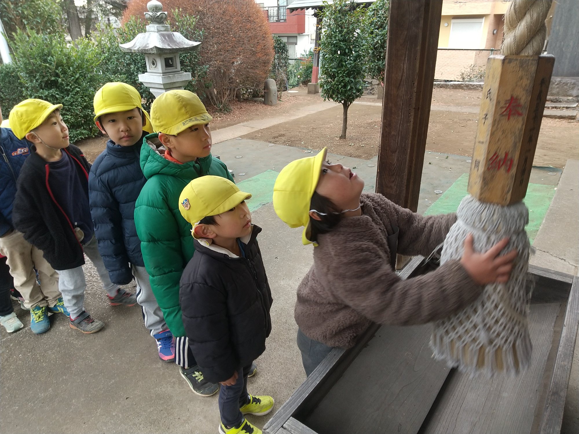 3、4、5歳児のお参り