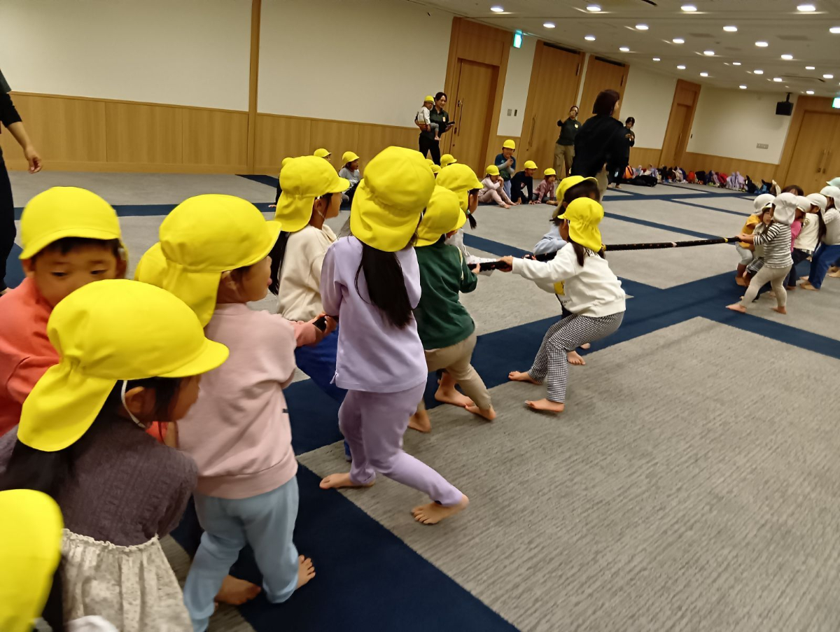 綱引きのようす