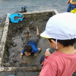 発達支援つむぎ 府中「畑仕事の進み具合とお楽しみ」