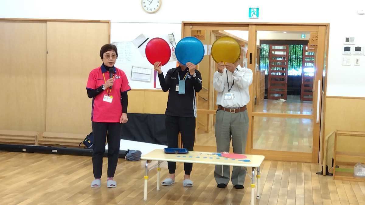 実物大の信号機