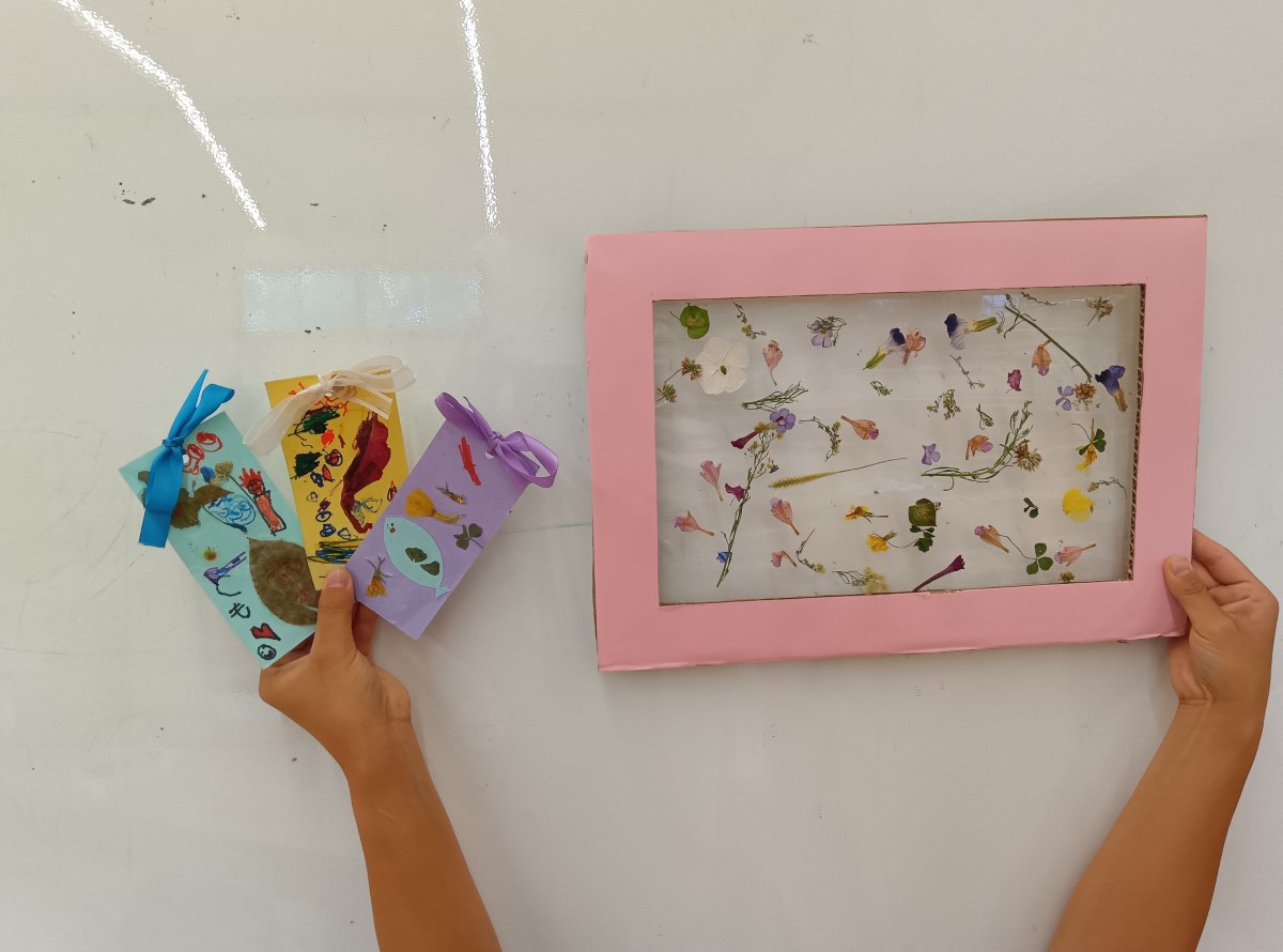 完成した栞とフレーム