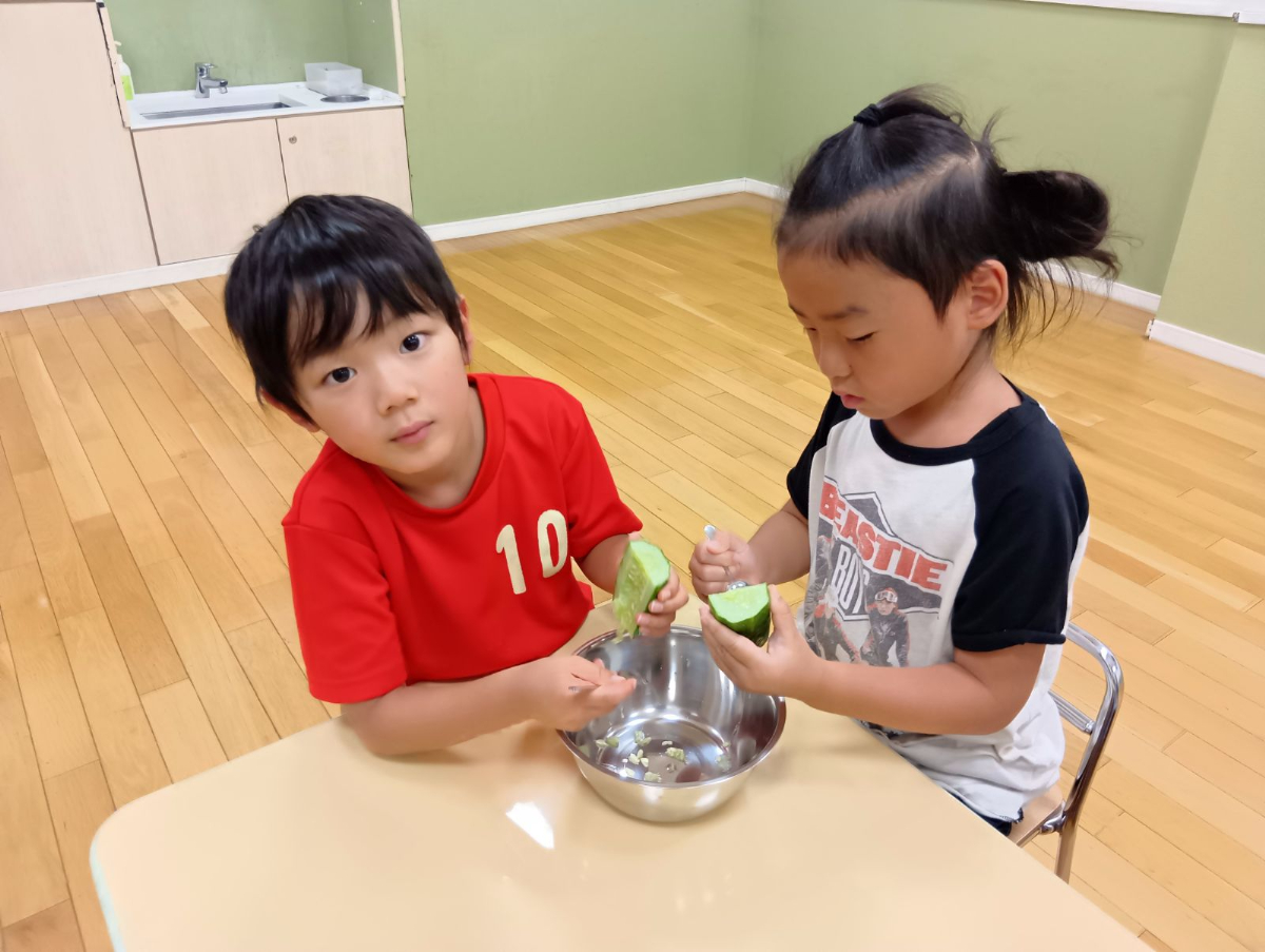 きゅうりの種を取る