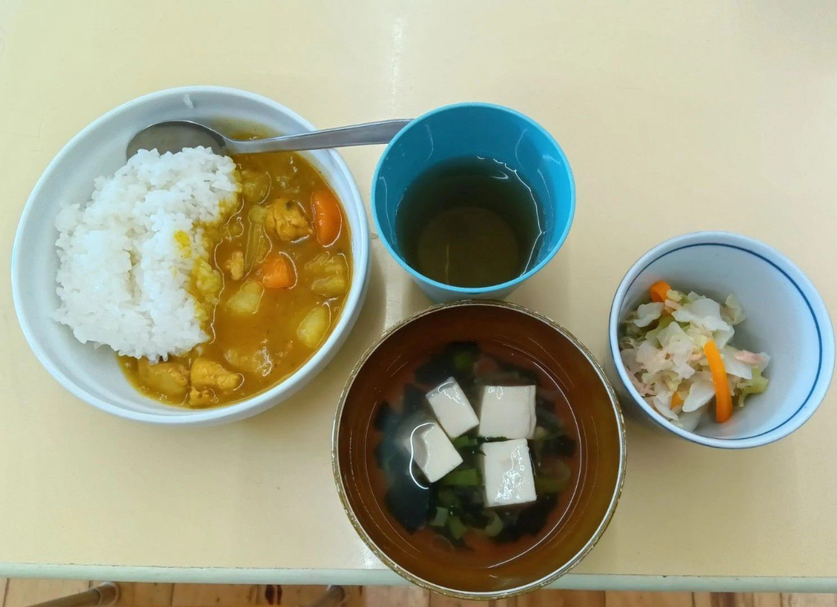 できあがったカレーセット