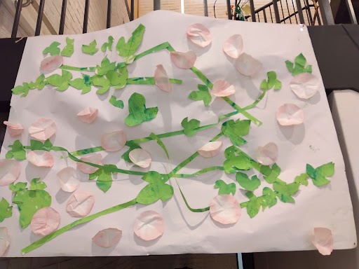 完成した朝顔の壁面装飾