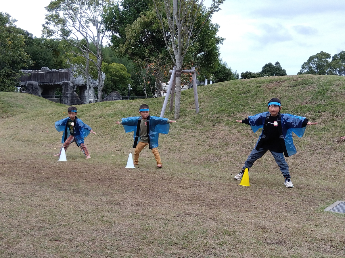 ソーラン節を踊る