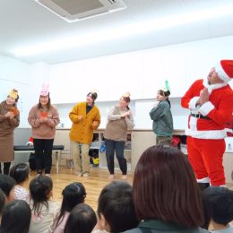 発達支援つむぎ 北朝霞「みんなで笑顔いっぱいのクリスマス会」