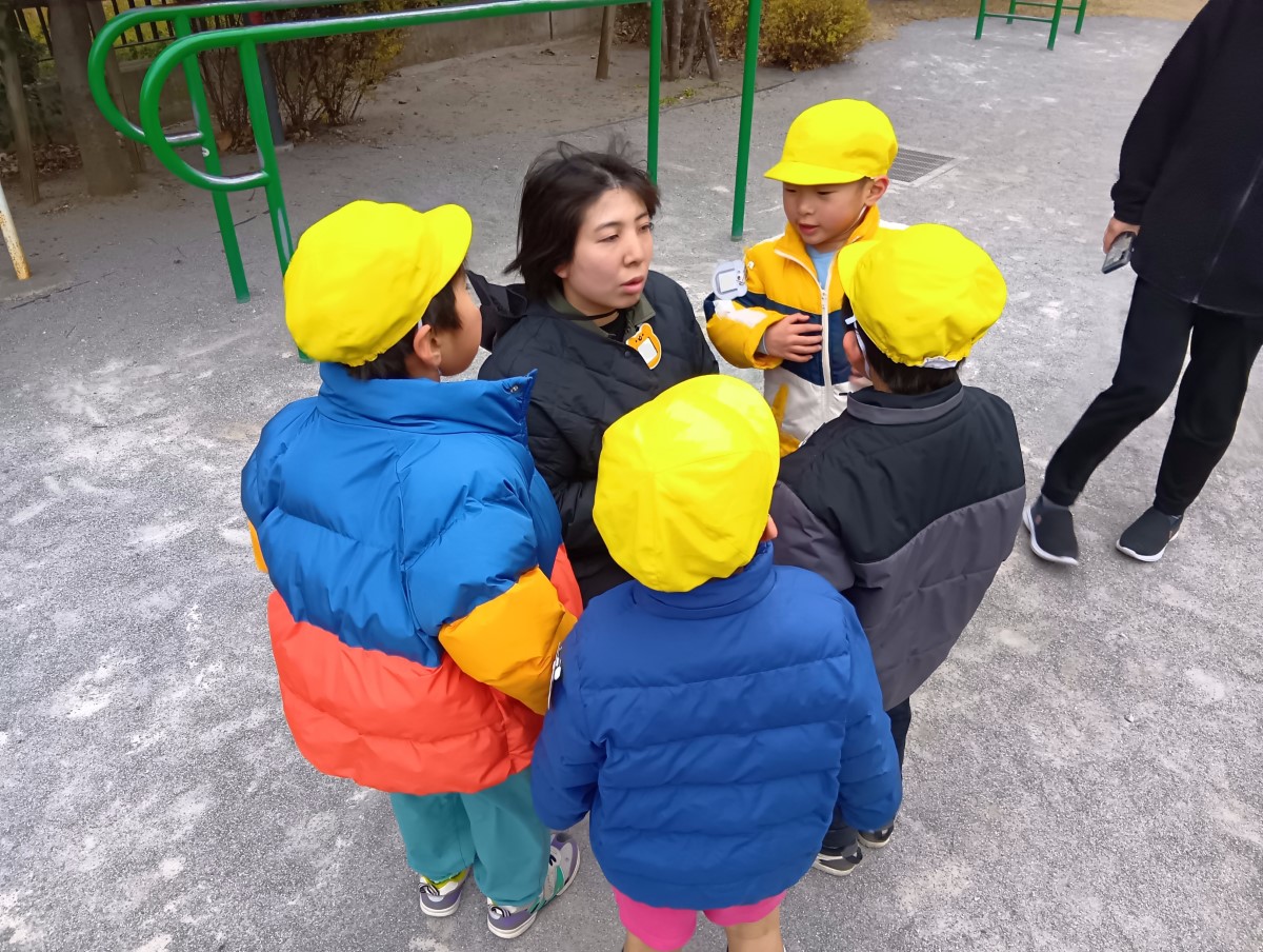 お互いに気持ちを伝え合う子どもたち