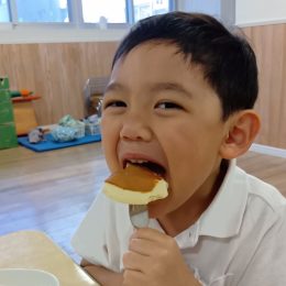 発達支援つむぎ 目白「今年度最初の調理はバターづくり」