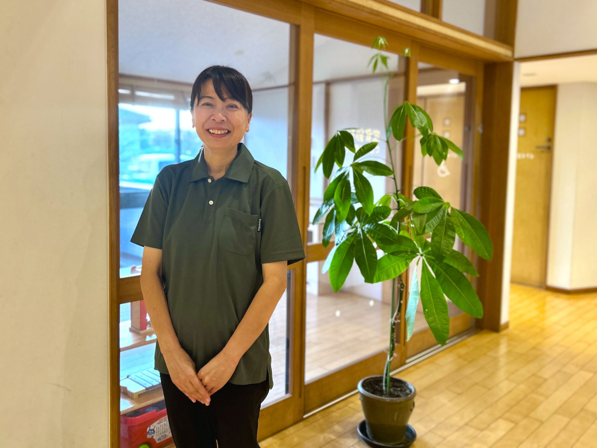 万博記念公園田中施設長の正面写真