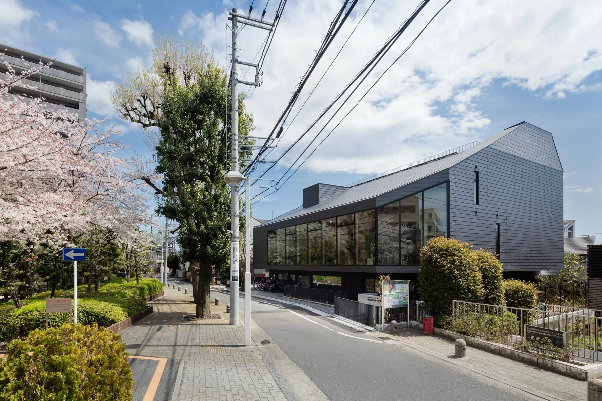 中目黒どろんこ保育園 建物画像