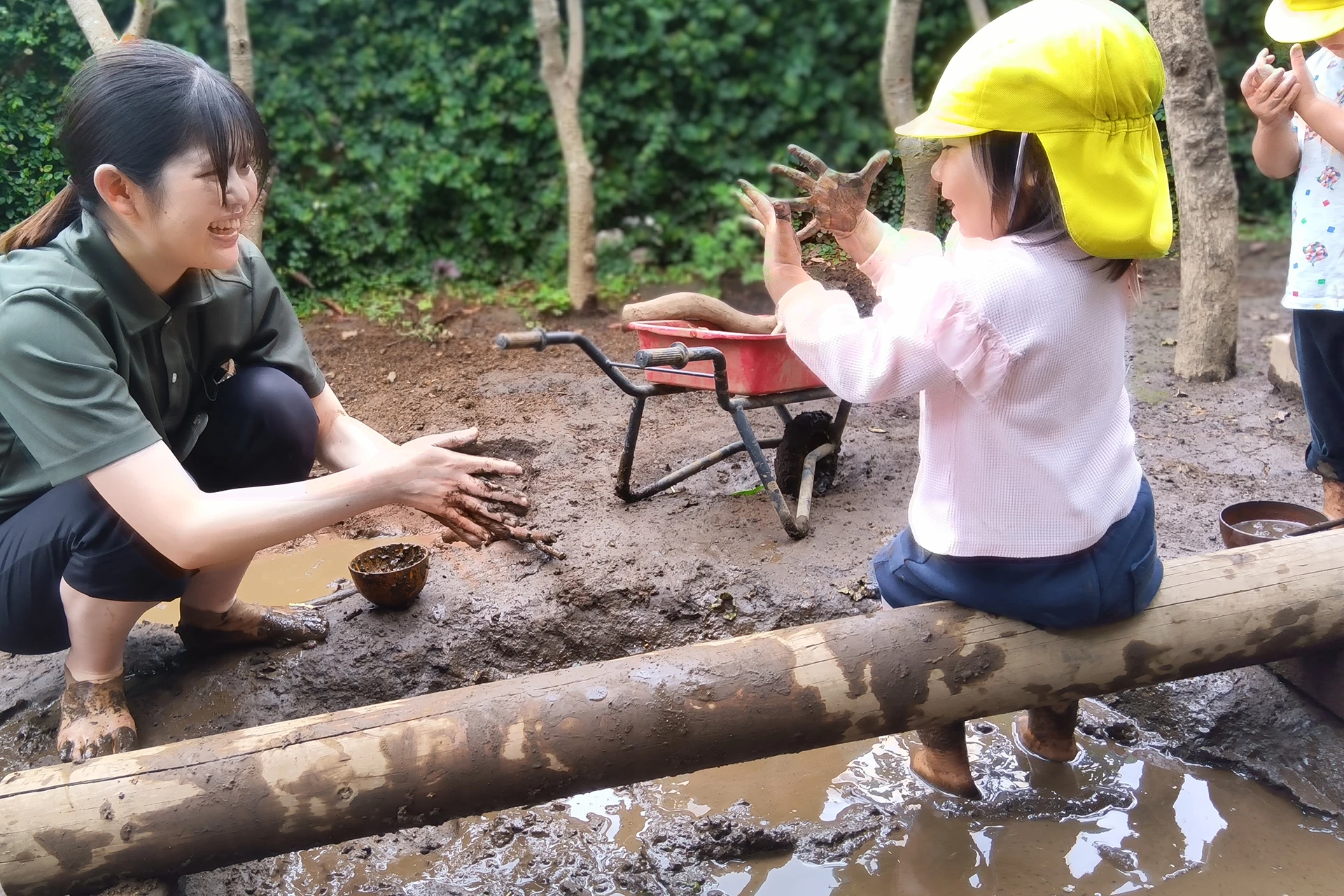 美しが丘どろんこ保育園 活動写真