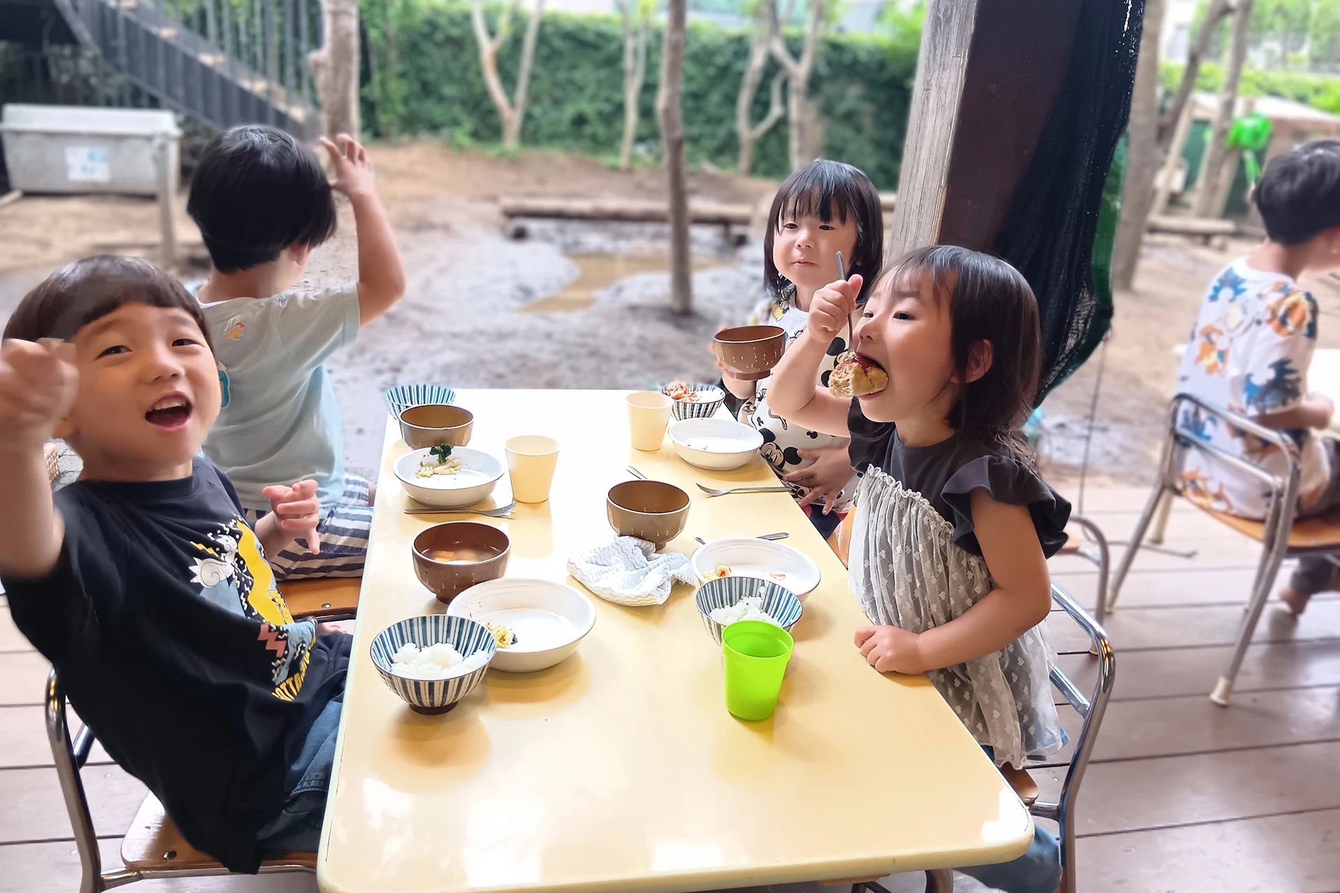 美しが丘どろんこ保育園 活動写真
